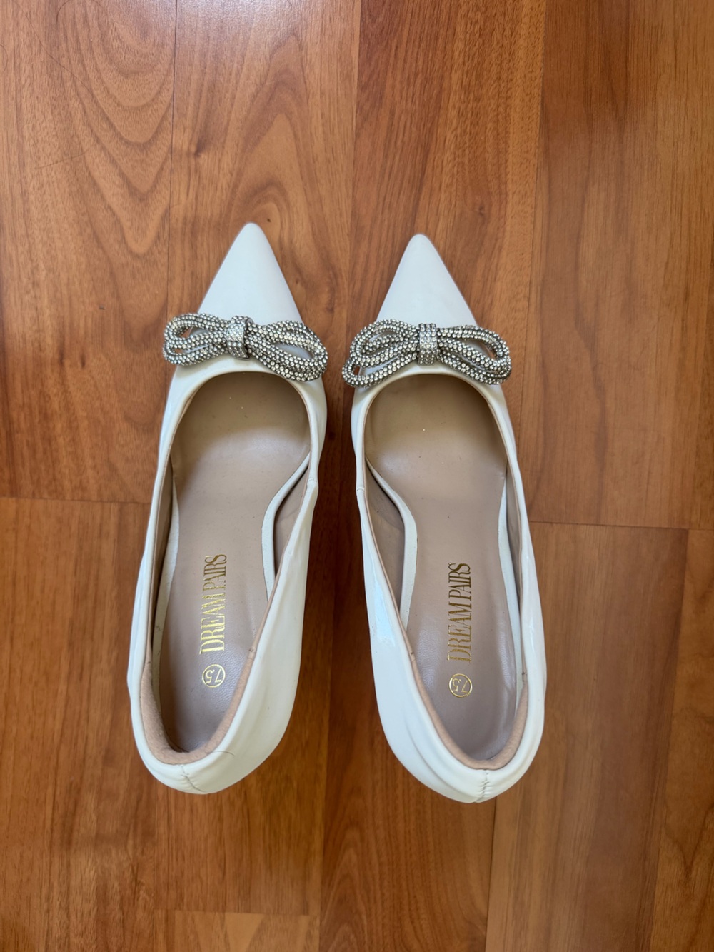 Dream Pairs Ivory Pointed Toe Flats with Rhinestone Bow
